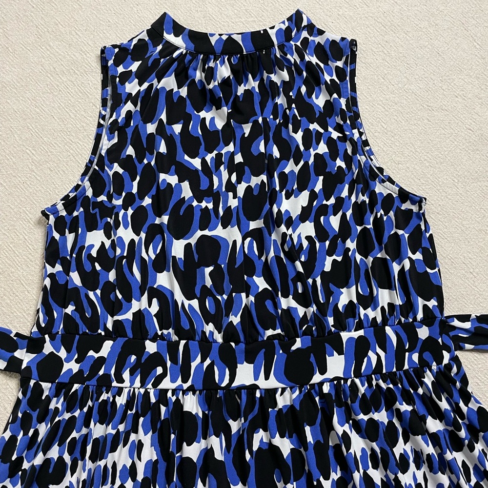 Leota Mindy Snow Leopard Print Midi Dress 1X - Picture 3 of 8